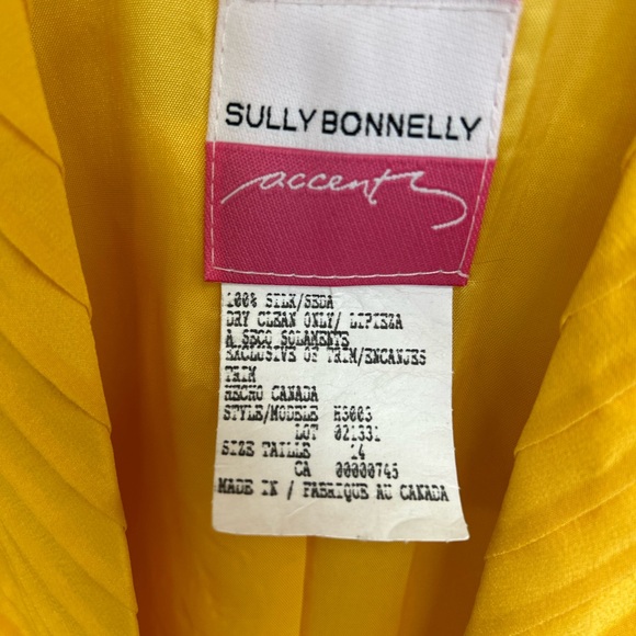 Jacket - Picture 2 of 6